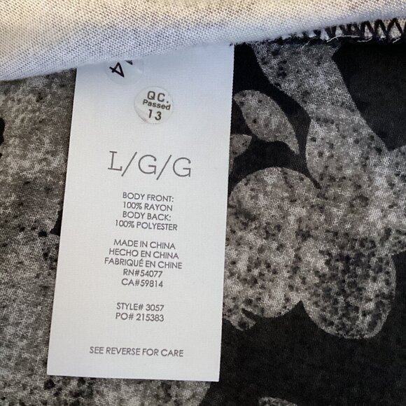 CAbi 3057 Tango Tank Grey Black White Floral Mixed Media Drape/Cowl Neck L 103P - Picture 9 of 10